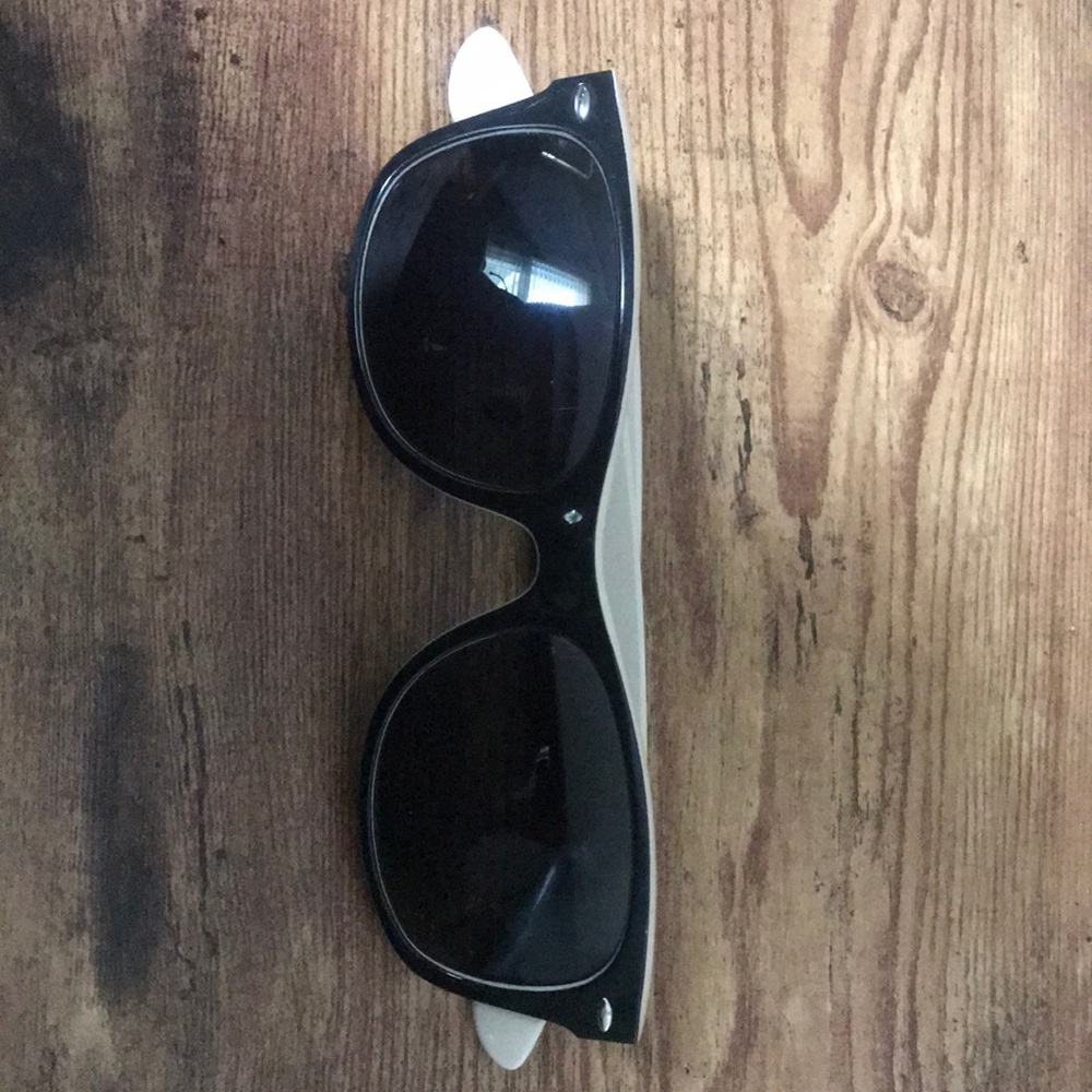 Ray ban sunglasses